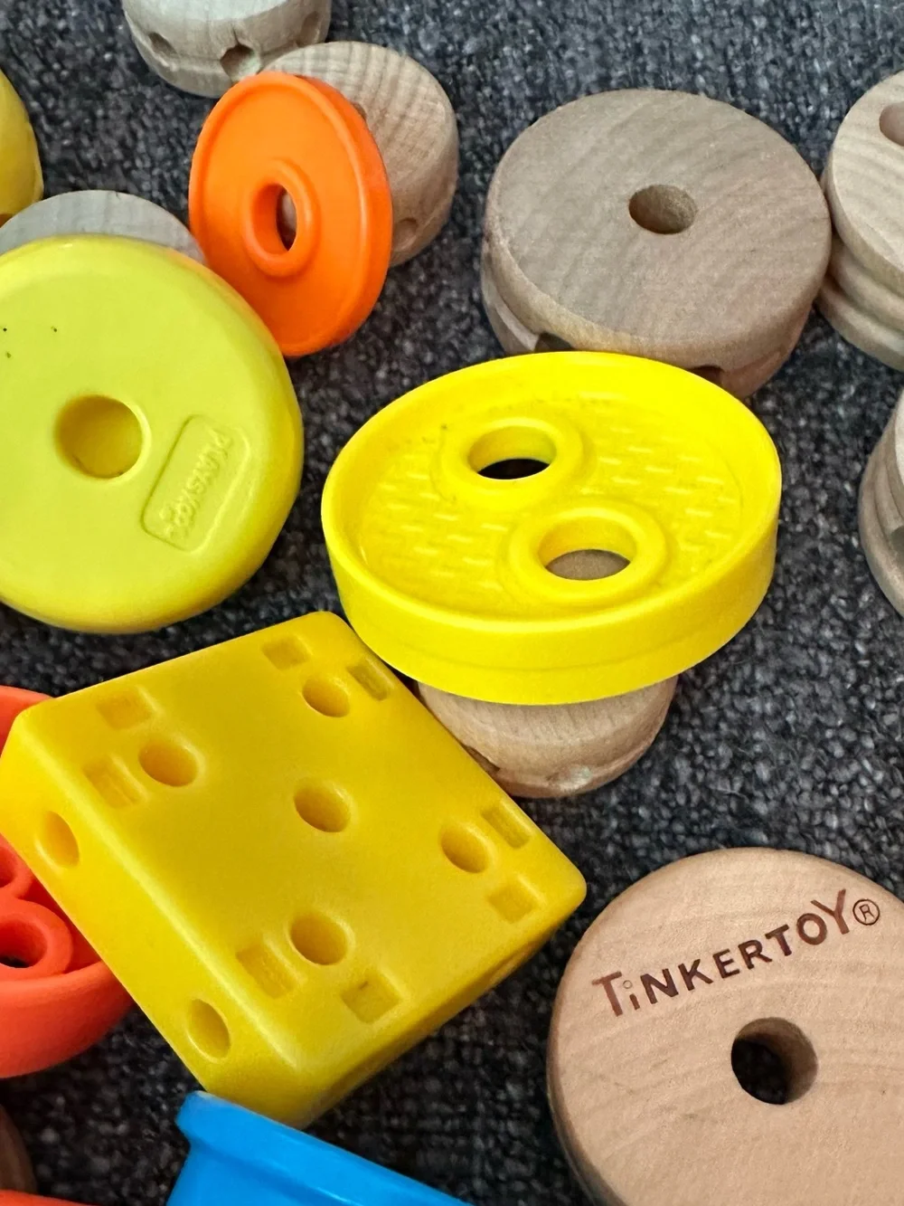 Tinker toys • Jumbo set • wooden and plastic • kids